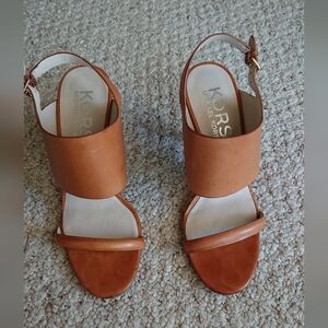 Kors Michael Kors soft tan leather Slingback open Toe Pump Size 8.5